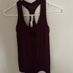 Lululemon tank